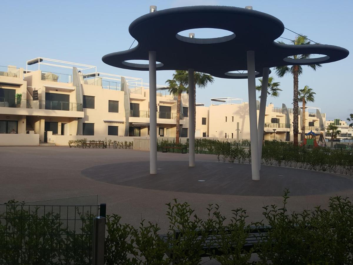 Ferienwohnung Playa Elisa Bay App 411 Pilar de la Horadada Exterior foto